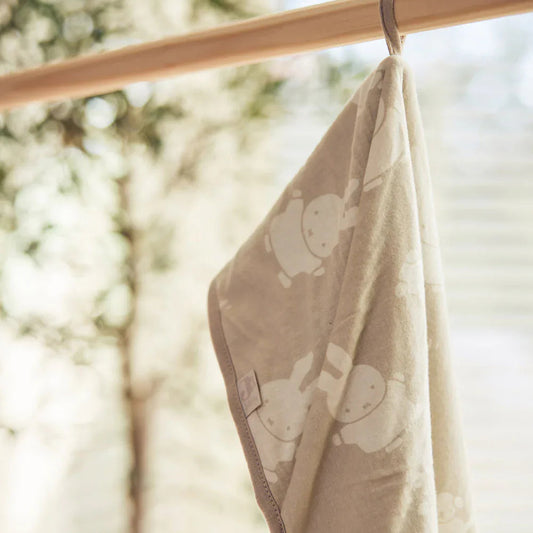 Manta Envolvente Miffy & Snuffy - Nougat Jollein