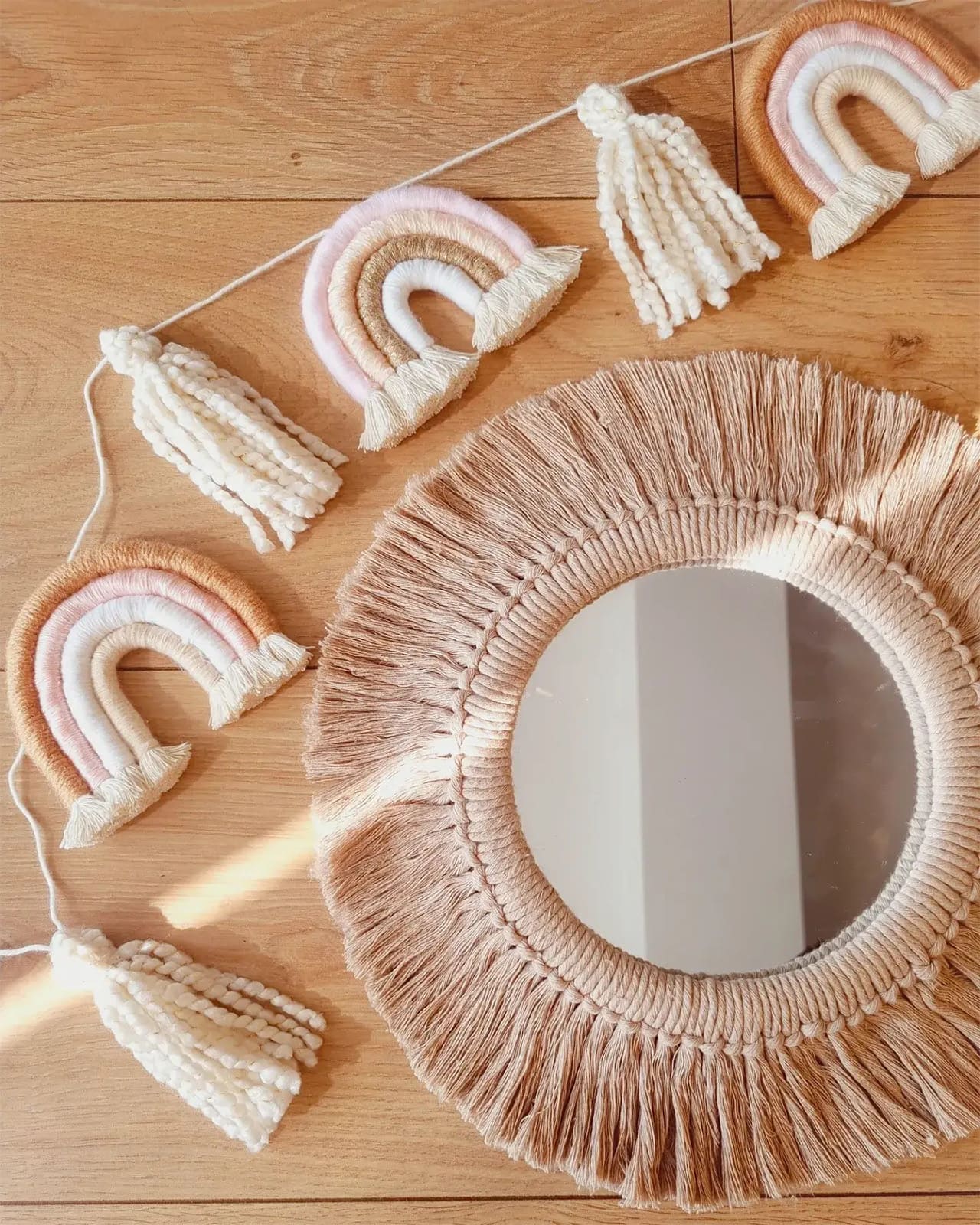 Guirnalda Borlas Arcoíris