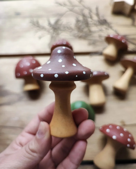 Set 7 Honguitos + Arbusto - Gama Amanita