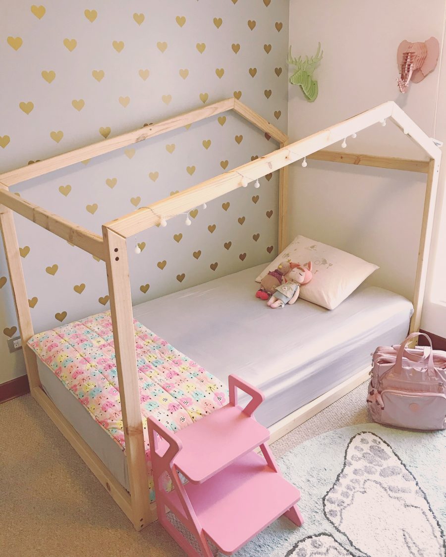 Maia. cama estilo casita, 1 plaza, 1.5 plazas, muebles infantiles, colección, diseñadas plana, montessori, asiri, sostenibilidad, convertible, niños, niñas, madera, evolutivas, ecológicas ambiente, somos verde, minimalista, dormitorio; decoración, hogar, moderna, barnizadas, sencillez.