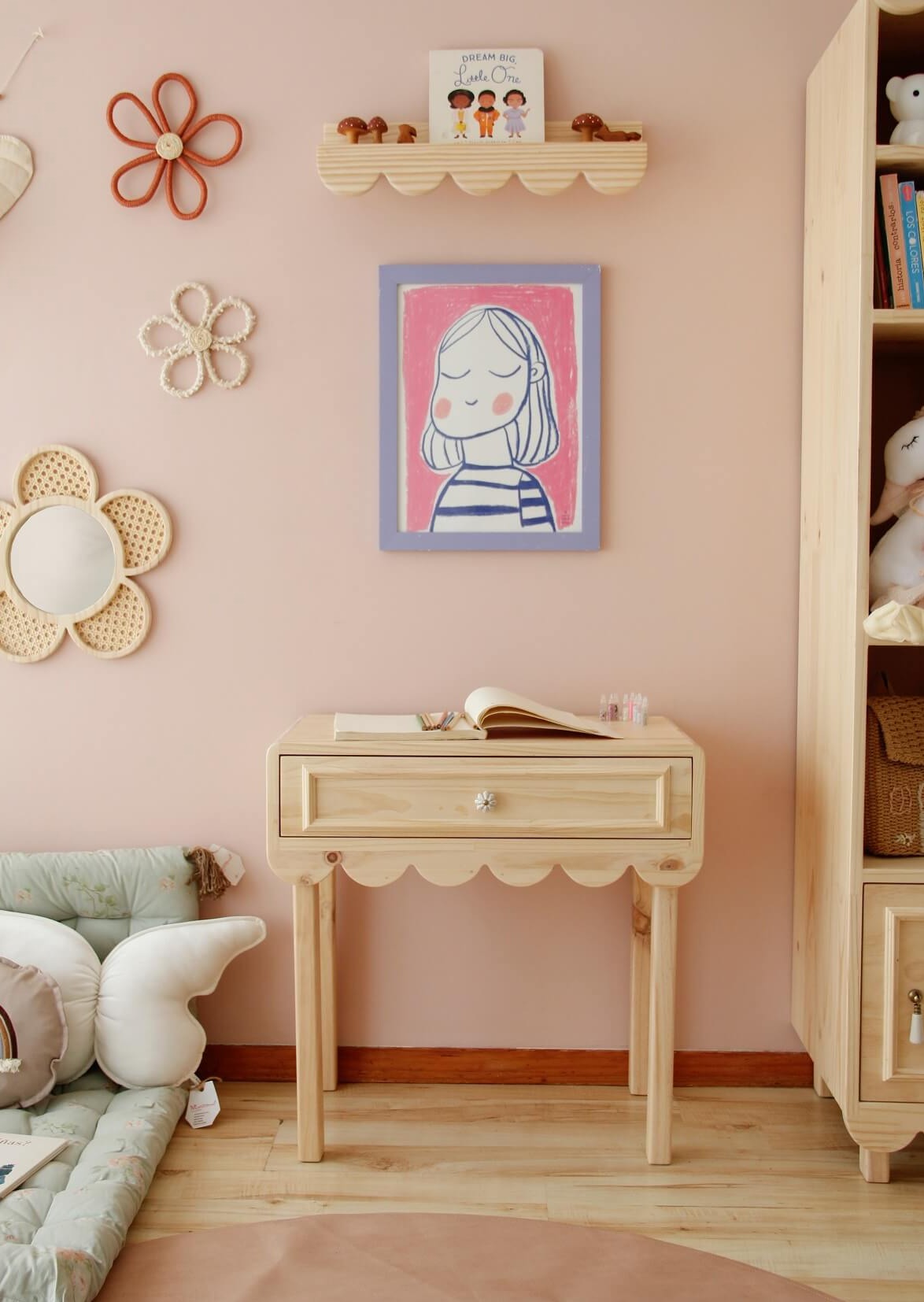 Escritorio de madera, dormitorio, home, decoración, habitación, moderno, minimalista, niñas, niños, muebles infantiles, decorar, funcional, vintage, elegante, baby, infantil, organizador, mesa noche,multiuso, cajón.