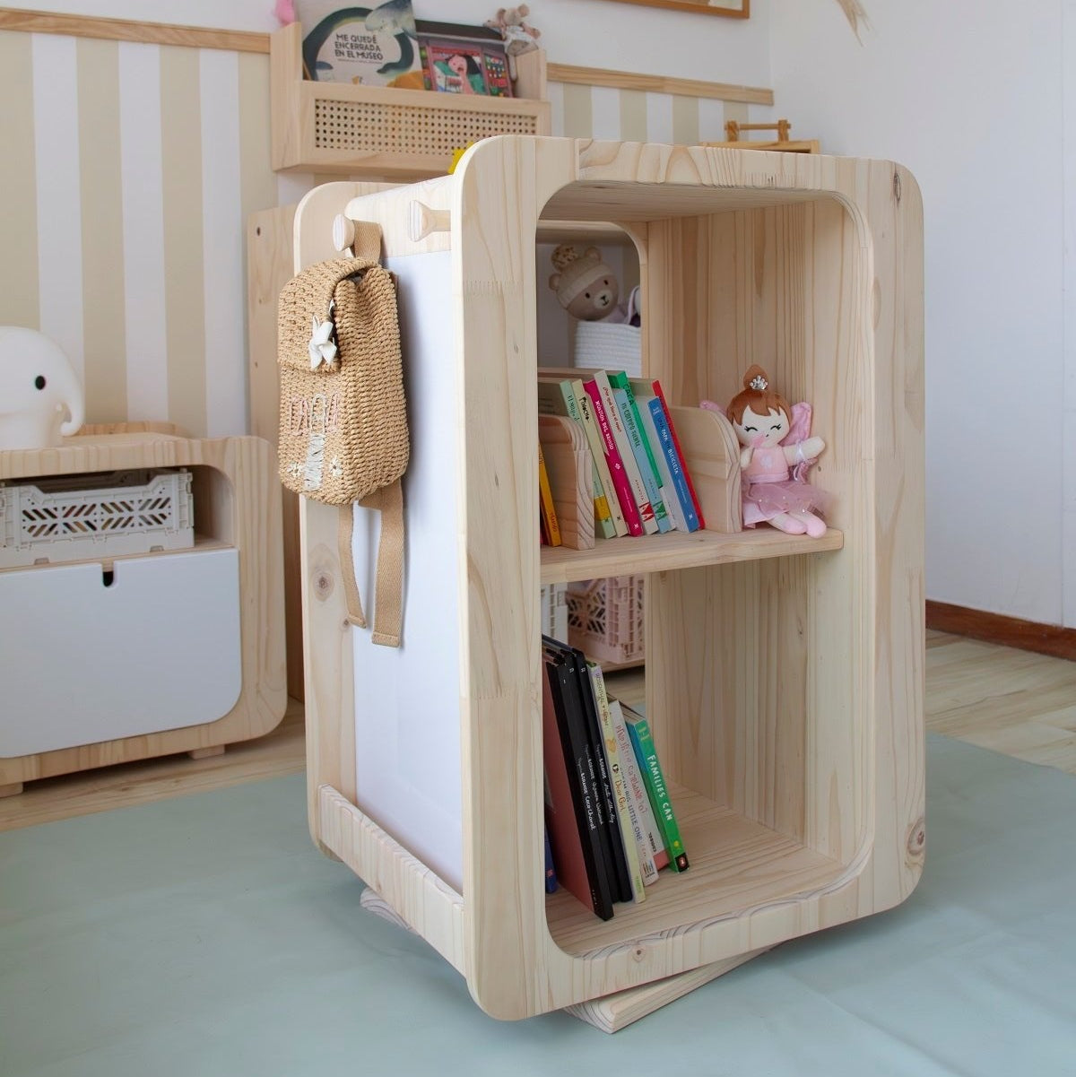 Librero, Giratorio Join, montessori, evolutiva, dormitorio, home, decoración, habitación, moderno, minimalista, niñas, niños, muebles infantiles, decorar, funcional, vintage, elegante, baby, infantil, librero organizador, multiuso, zona para leer, estudiar, madera, 2 niveles, madera.