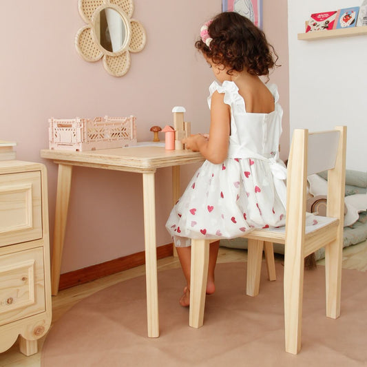 Mesa petit, dormitorio, home, decoración, habitación, moderno, minimalista, niñas, niños, muebles infantiles, decorar, funcional, vintage, elegante, baby, infantil, organizador, mesa trabajo, multiuso.