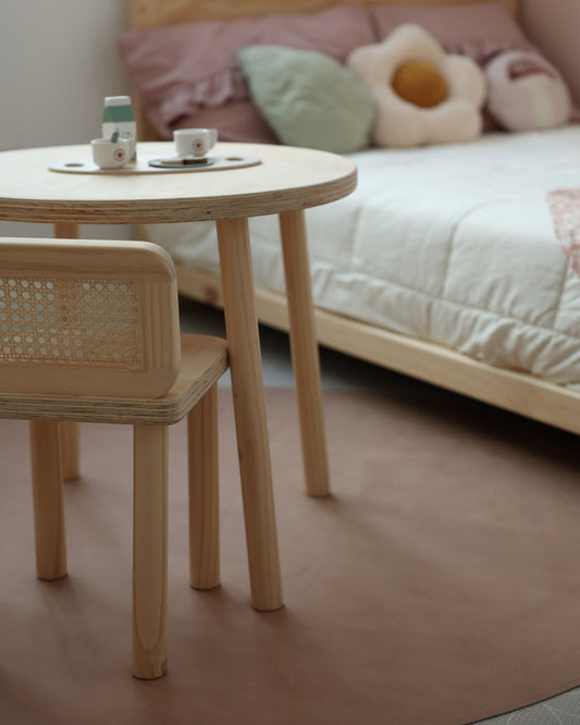 Mesa Mia, dormitorio, home, decoración, habitación, moderno, minimalista, niñas, niños, muebles infantiles, decorar, funcional, vintage, elegante, baby, infantil, organizador, mesa trabajo, dibujos, multiuso.