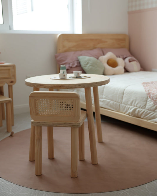 Mesa Mia, dormitorio, home, decoración, habitación, moderno, minimalista, niñas, niños, muebles infantiles, decorar, funcional, vintage, elegante, baby, infantil, organizador, mesa trabajo, dibujos, multiuso.