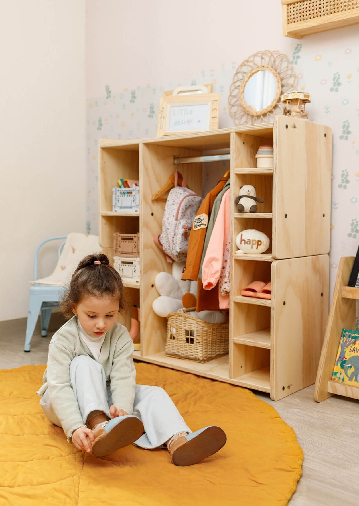 Ropero de madera, dormitorio, home, decoración, habitación, moderno, minimalista, niñas, niños, muebles infantiles, decorar, funcional, vintage, elegante, baby, infantil, organizador ropa, zapatillas, calzado.