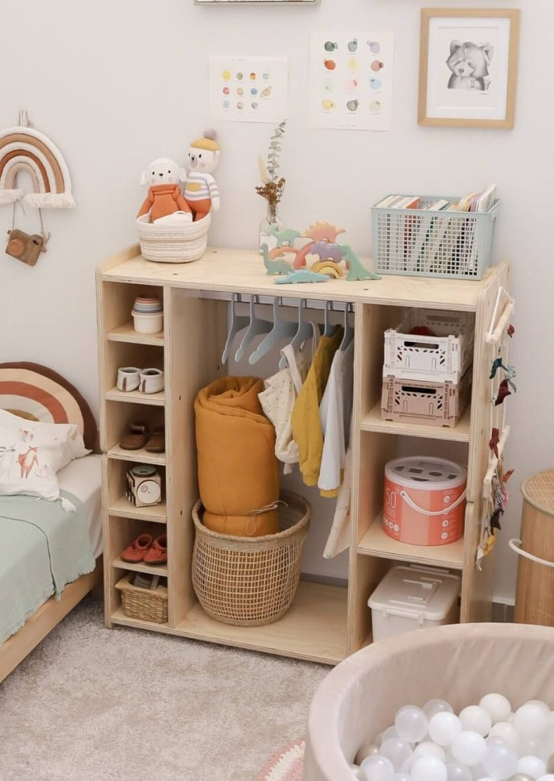 Ropero de madera, dormitorio, home, decoración, habitación, moderno, minimalista, niñas, niños, muebles infantiles, decorar, funcional, vintage, elegante, baby, infantil, organizador ropa, zapatillas, calzado.