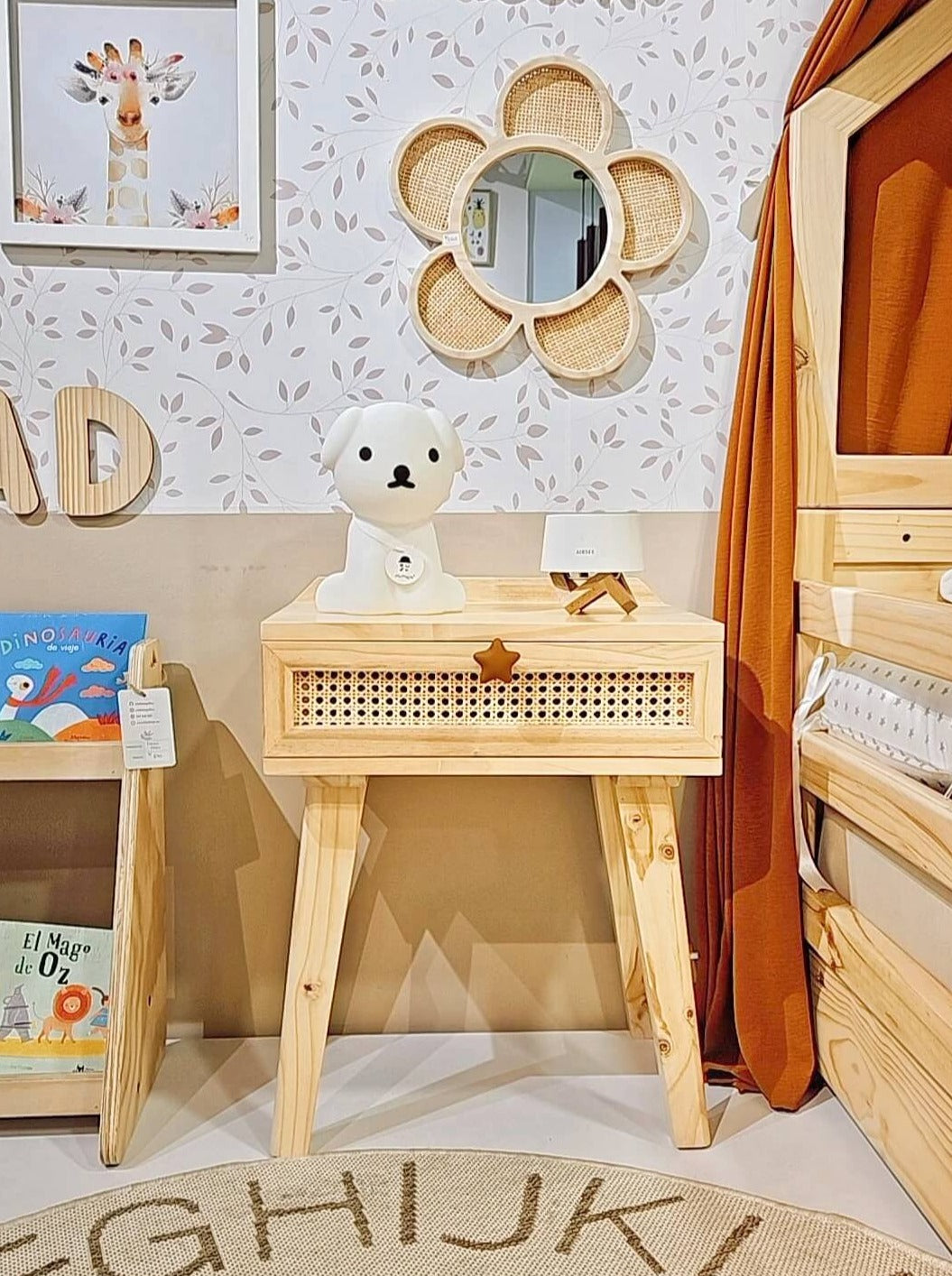 velador, mesa de noche, madera, dormitorio, home, decoración, habitación, moderno, minimalista, niñas, niños, muebles infantiles, decorar, funcional, vintage, velador con cajón, elegante, baby, cómoda, ratán.