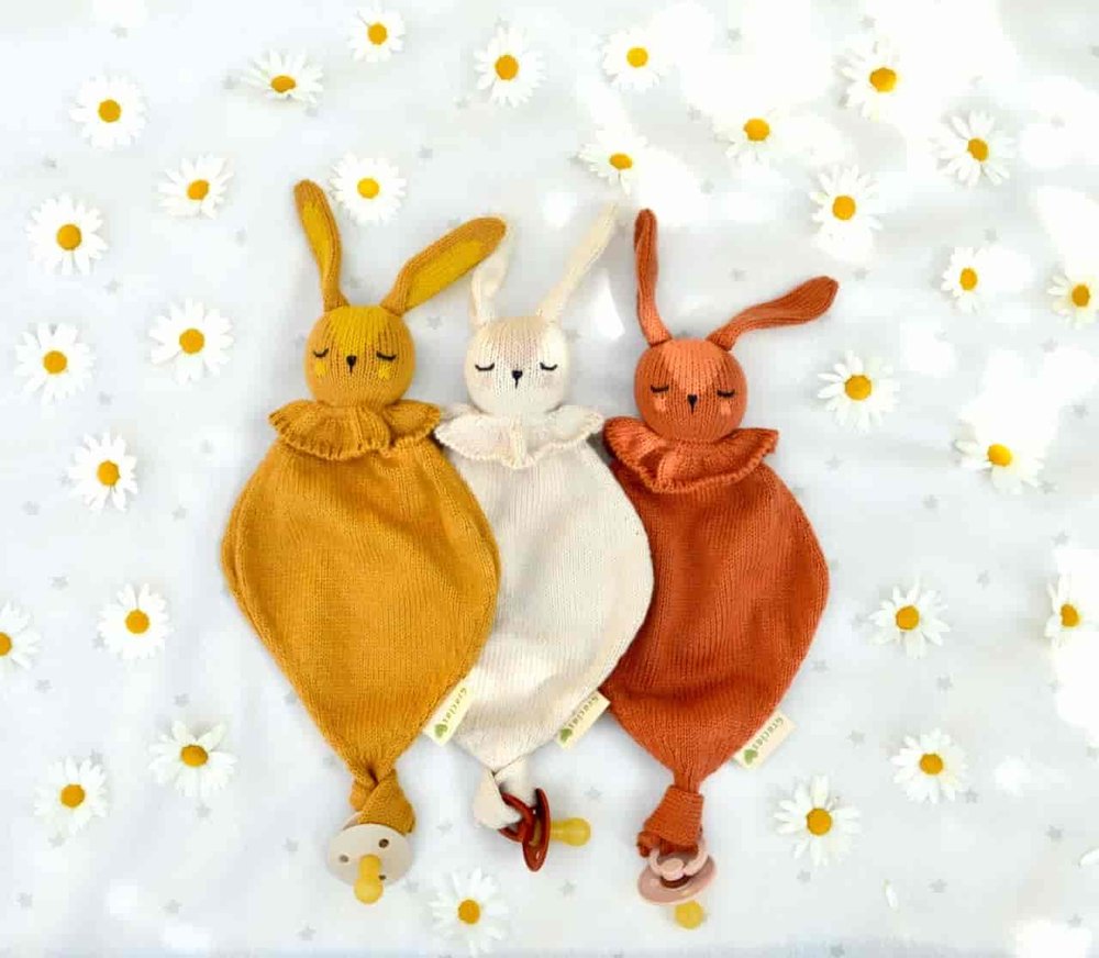 Porta Chupón - Manta Apego Conejo Terracota