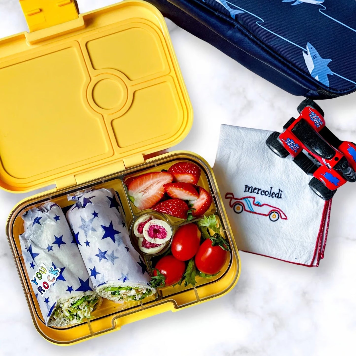 Yumbox Panino - Yoyo Yellow Polar Bear