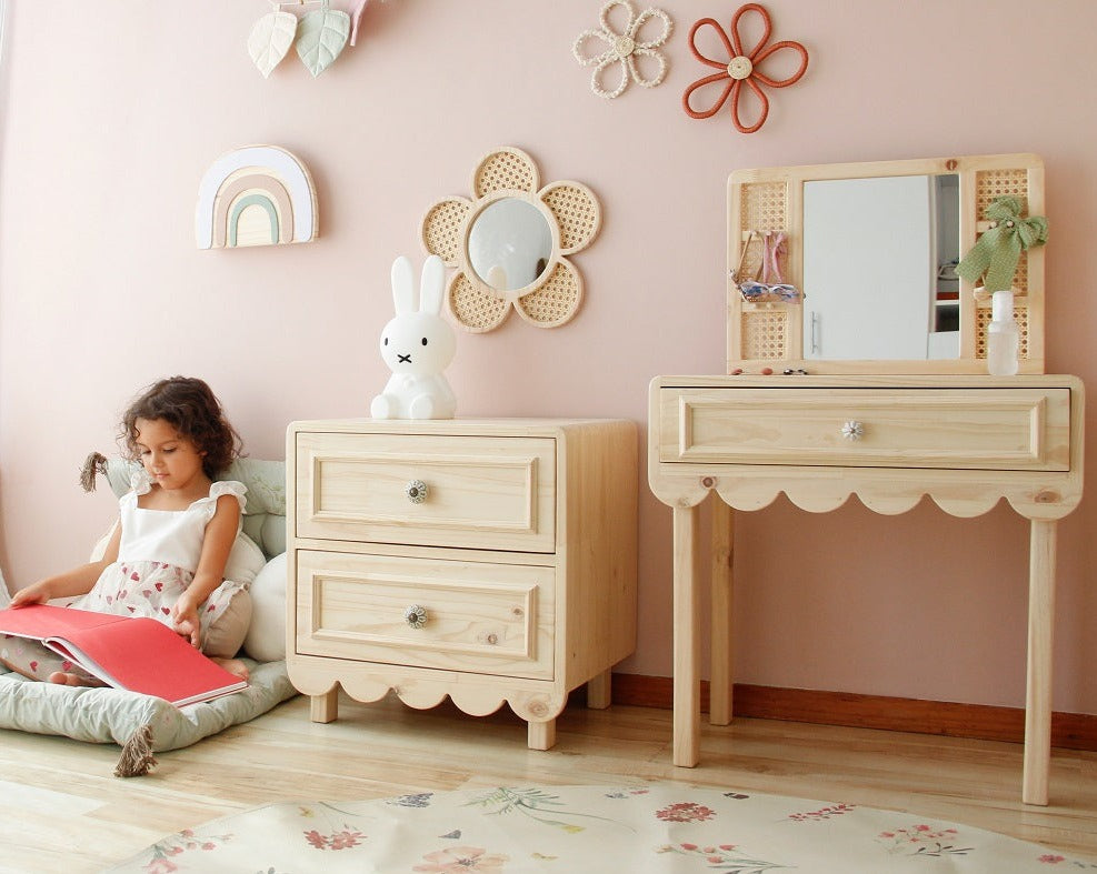 Velador Scalloped