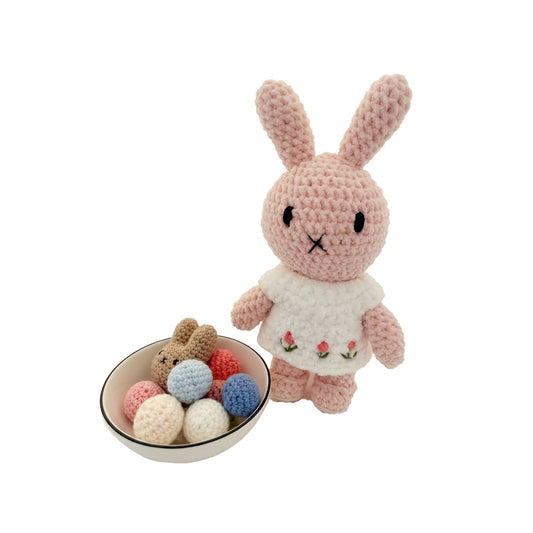 Amirugumi Miffy Rosado con Vestido Blanco