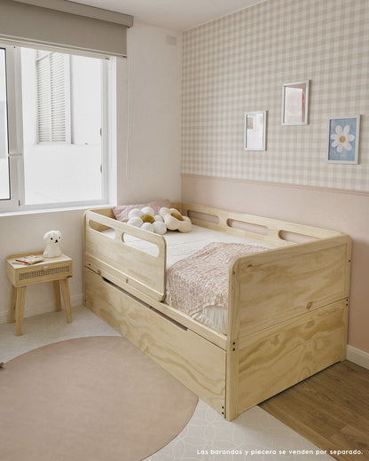 cama Mia, 1 plaza, 1.5 plazas, muebles infantiles, colección exclusiva, montessori,  sostenibilidad, niños, niñas, madera, evolutivas, ecológicas, ambiente, somos verde, minimalista, dormitorio; decoración, hogar, moderna, barnizadas, sencillez. seguridad, delicadeza, ternura.