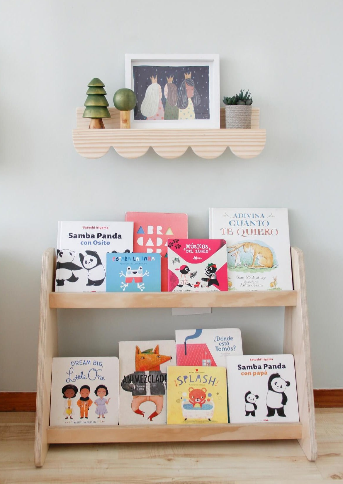 Librero, capacidad 20 libros, montessori, evolutivo, dormitorio, home, decoración, habitación, moderno, minimalista, niñas, niños, muebles infantiles, decorar, funcional, vintage, elegante, baby, infantil, librero organizador, multiuso, zona para leer, estudiar, madera, 2 niveles, madera.