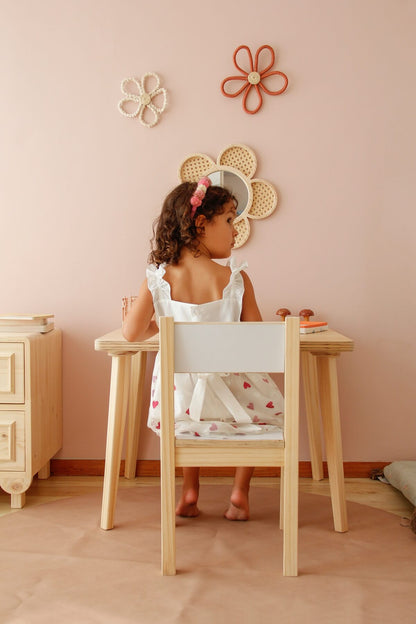 Mesa petit, dormitorio, home, decoración, habitación, moderno, minimalista, niñas, niños, muebles infantiles, decorar, funcional, vintage, elegante, baby, infantil, organizador, mesa trabajo, multiuso. 