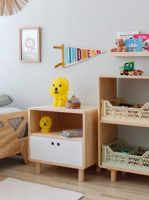 velador, mesa de noche, madera, dormitorio, home, decoración, habitación, moderno, minimalista, niñas, niños, muebles infantiles, decorar, funcional, vintage, velador con cajón, elegante, baby, cómoda.  