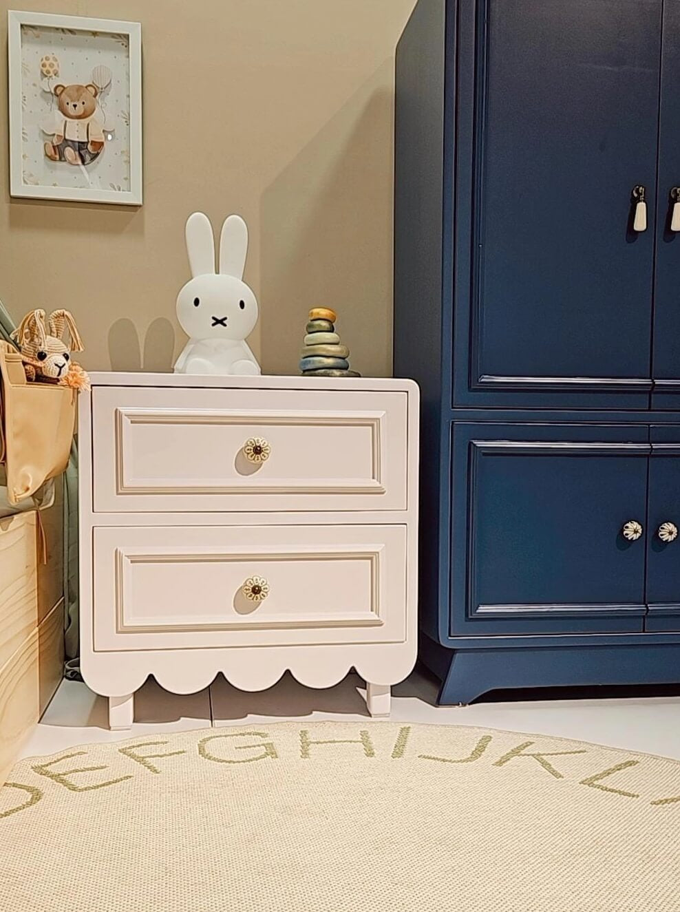velador, mesa de noche, madera, dormitorio, home, decoración, habitación, moderno, minimalista, niñas, niños, muebles infantiles, decorar, funcional, vintage, velador con cajón, elegante, baby, cómoda.  