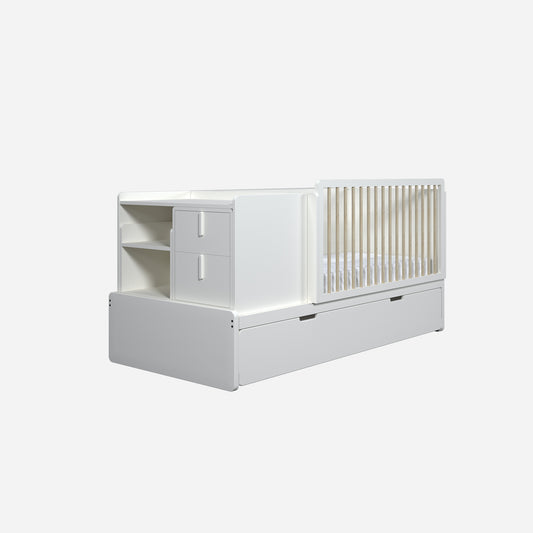 home, decoración, habitación de bebé, recién nacido, cuna montessori, cunas evolutivas, cuna bebé, cuna evolutiva, cuna convertible, cuna de madera, muebles bebé, muebles infantiles, nursery, baby room, descanso bebé, cuna segura, muebles seguros, pintura no tóxica, habitación infantil, diseño infantil, estilo moderno, minimalista, clásico, romántico, decoración niños, decoración niñas, lujo infantil, diseño premium, muebles sostenibles, ecofriendly, tonos neutros, color rosa, color azul, color verde, color