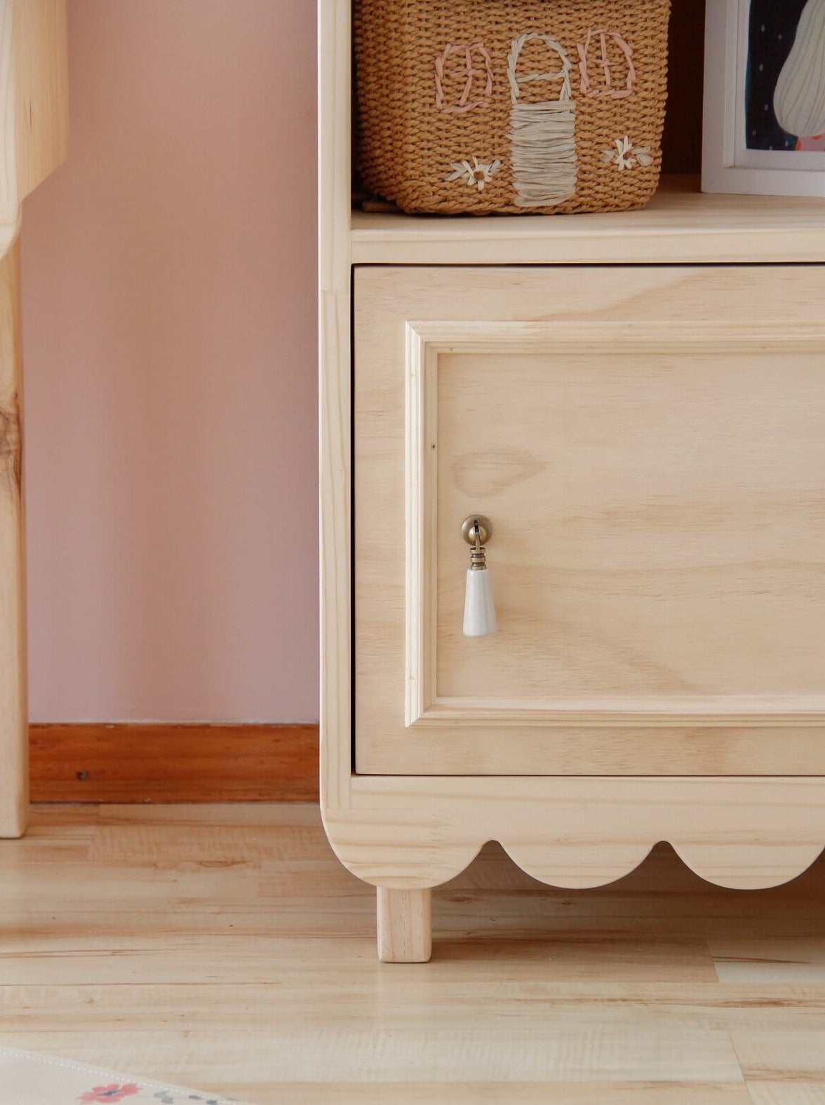 Estante, madera, Scalloped, dormitorio, home, decoración, habitación, moderno, minimalista, niñas, niños, muebles infantiles, decorar, funcional, vintage, elegante, baby, organizador de juguetero, infantil,cajones.