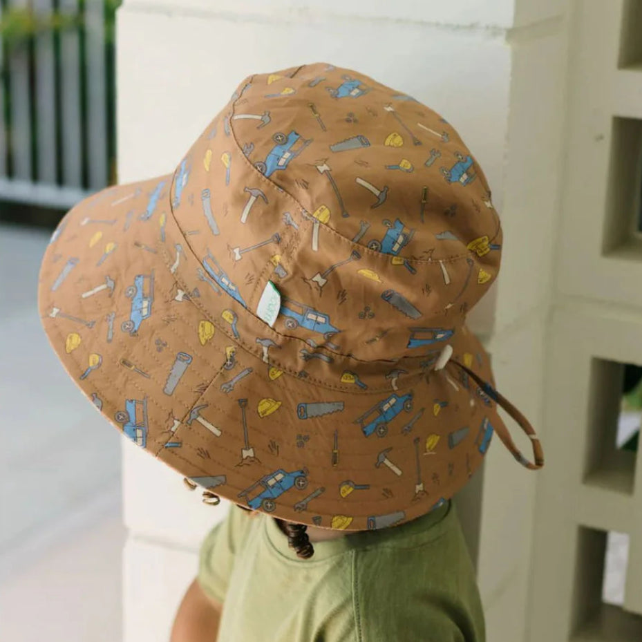 Sombrero Ala Ancha - On the Tools