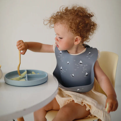 Mushie Plato de Silicona con Divisiones - Powder Blue