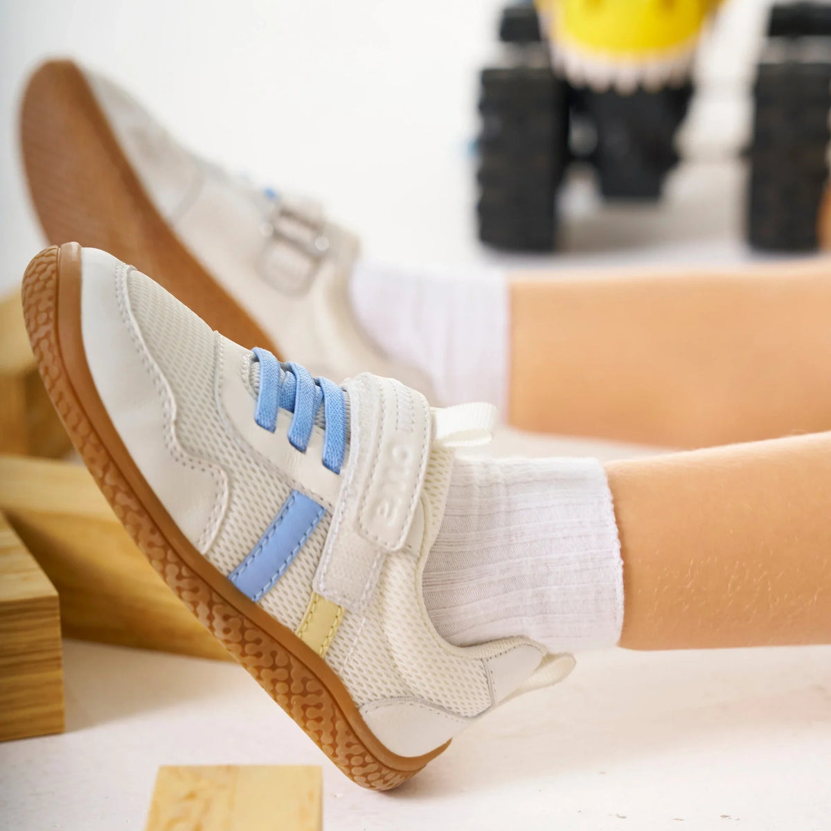 Zapatillas Terreneitor Celeste
